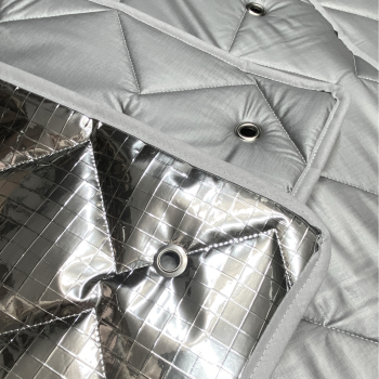 Preview: Detail Thermomatten innen grau / außen silber