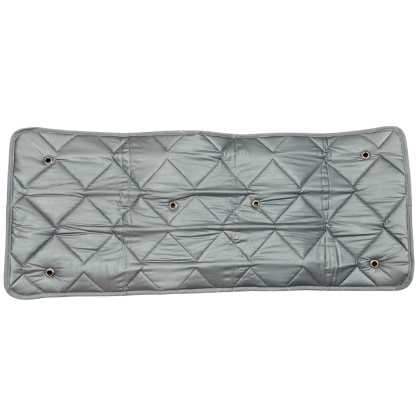 Thermomatten Wohnraum mit grauer Innenseite und silberner Außenseite