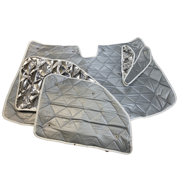 Thermomatten Wohnraummit grauer Innenseite und silberner Außenseite