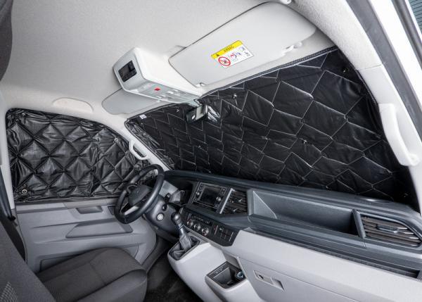 Blackline Thermomattenset 3-tlg. Fahrerhaus VW Caddy ab 2021/ Ford Tourneo Connect ab 22 Innenansicht montiert in Fahrzeug